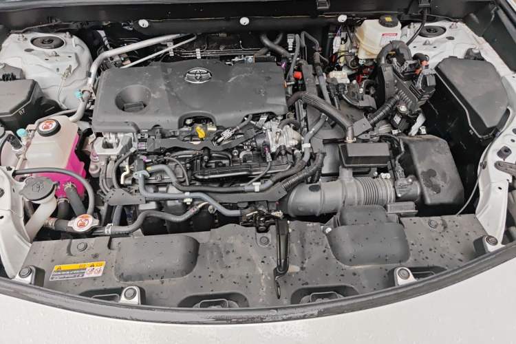 Used Toyota Venza 2023 2.5L Smart Electric Hybrid Dual-Drive Prestige Version Engine Bay