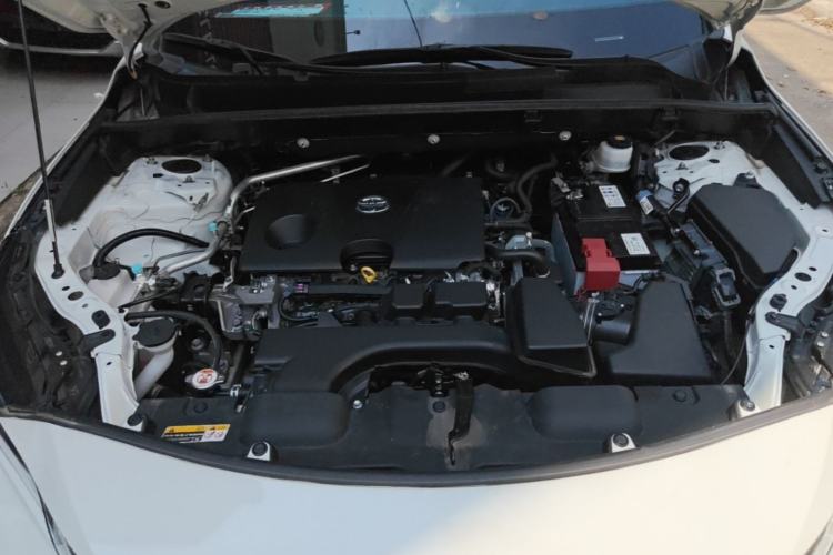 Used Toyota Venza 2023 2.0L CVT Two-Wheel Drive Luxury Edition Engine Bay