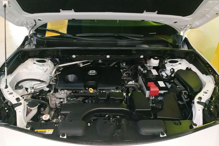 Used Toyota Venza 2023 2.0L CVT Two-Wheel Drive Luxury Edition Engine Bay