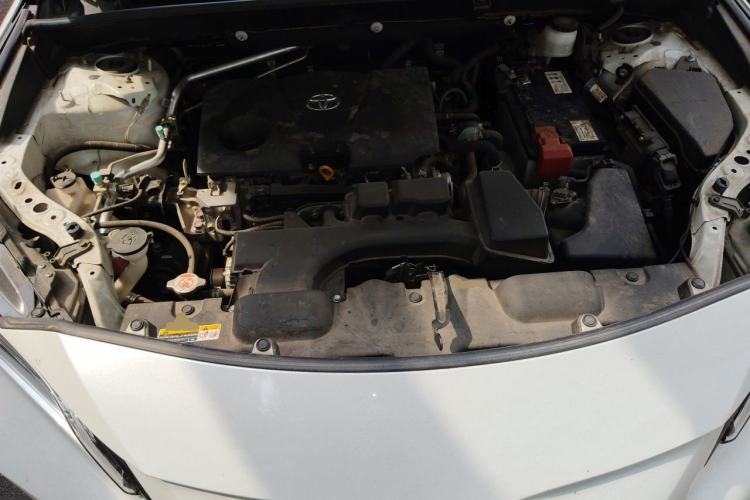 Used Toyota Venza 2023 2.0L CVT Two-Wheel Drive Luxury Edition Engine Bay