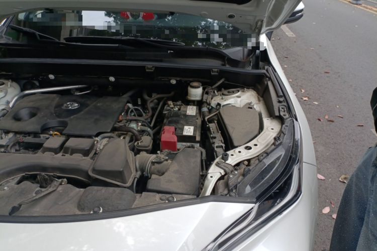 Used Toyota Venza 2023 2.0L CVT Two-Wheel Drive Prestige Version Engine Bay Left
