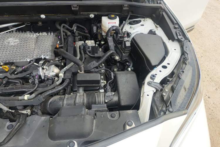 Used Toyota Venza 2023 2.5L Smart Electric Hybrid Dual-Drive Luxury Edition Engine Bay Left