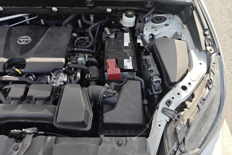Used Toyota Venza 2023 2.0L CVT Two-Wheel Drive Luxury Edition Engine Bay Left