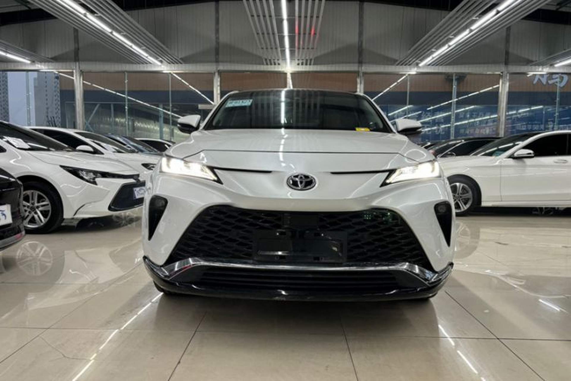 Used Toyota Venza 2023 2.0L CVT Two-Wheel Drive Prestige Version Exterior 1