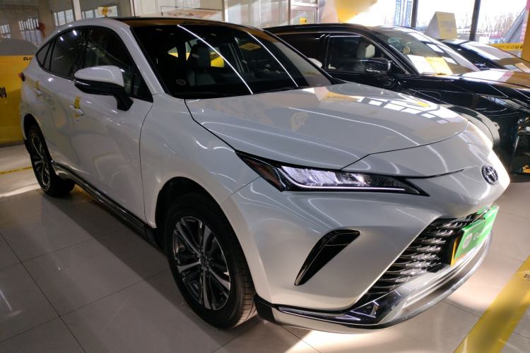 Used Toyota Venza 2023 2.0L CVT Two-Wheel Drive Luxury Edition Exterior 2