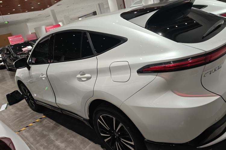 Used Toyota Venza 2023 2.0L CVT Two-Wheel Drive Prestige Version Exterior 3