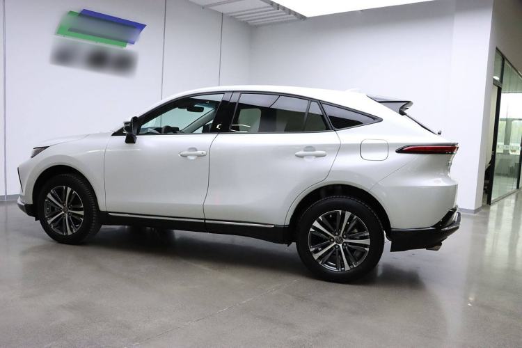 Used Toyota Venza 2023 2.0L CVT Two-Wheel Drive Luxury Edition Exterior 3
