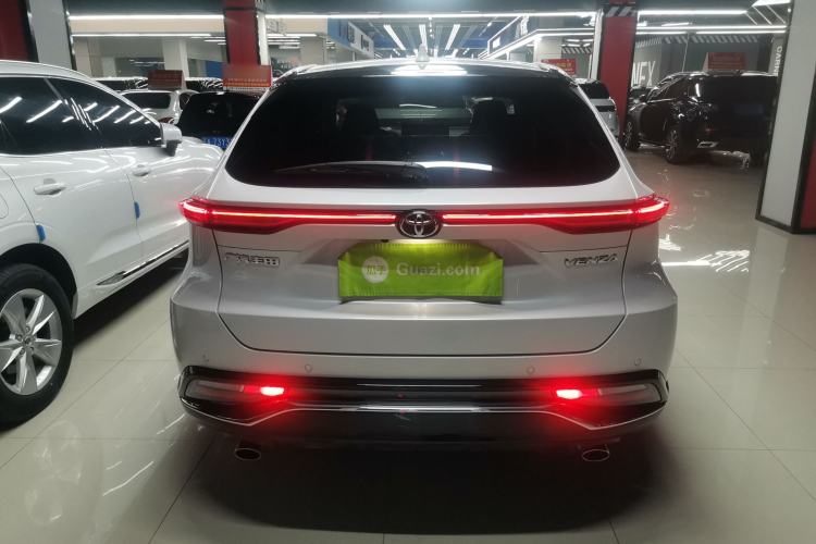 Used Toyota Venza 2023 2.0L CVT Two-Wheel Drive Prestige Version Exterior 4