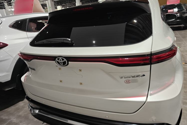 Used Toyota Venza 2023 2.0L CVT Two-Wheel Drive Prestige Version Exterior 4
