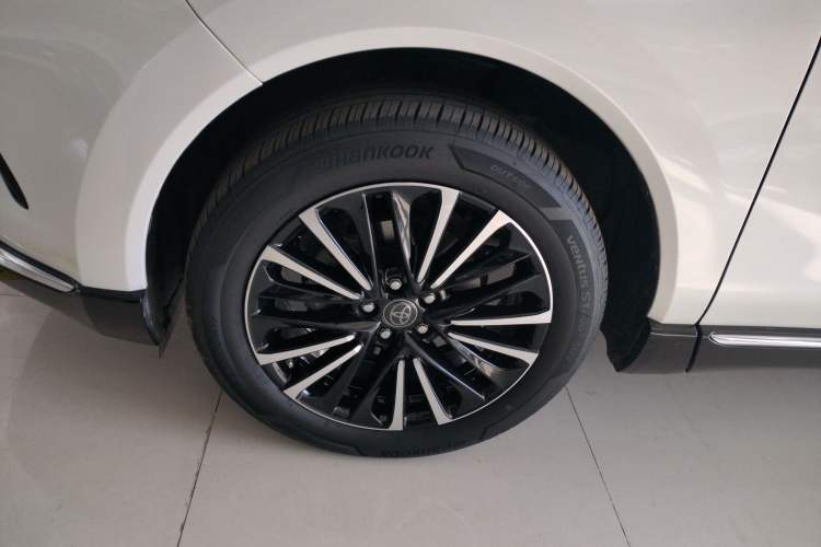 Used Toyota Venza 2023 2.0L CVT Two-Wheel Drive Prestige Version Exterior 7