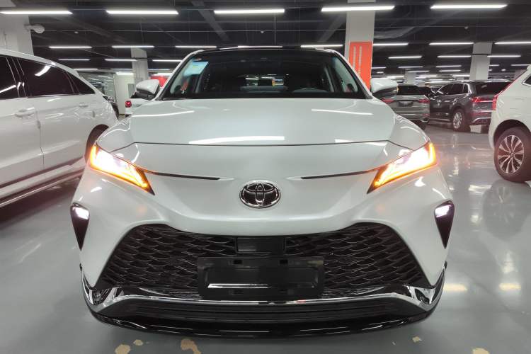 Used Toyota Venza 2023 2.0L CVT Two-Wheel Drive Prestige Version Front