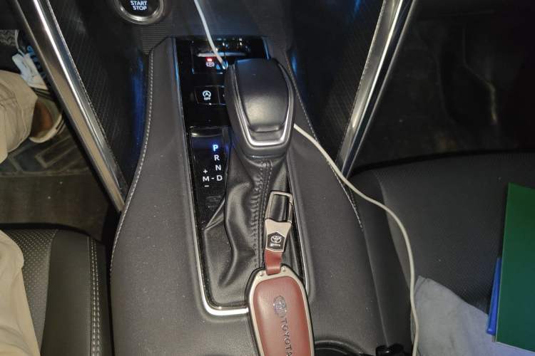Used Toyota Venza 2023 2.0L CVT Two-Wheel Drive Prestige Version Gear Lever