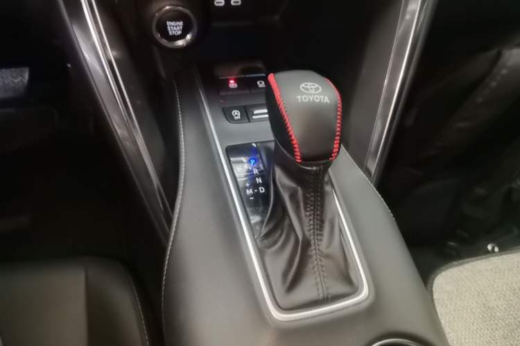 Used Toyota Venza 2023 2.0L CVT Two-Wheel Drive Luxury Edition Gear Lever