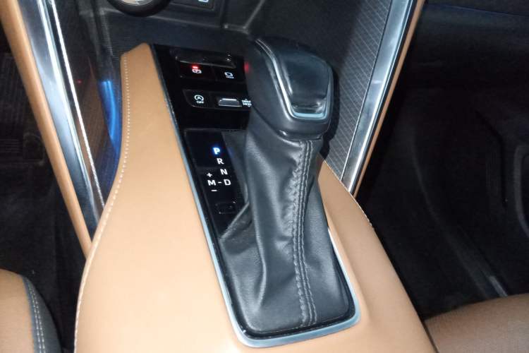 Used Toyota Venza 2023 2.0L CVT Two-Wheel Drive Prestige Version Gear Lever