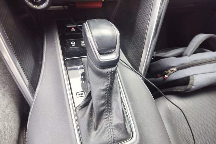 Used Toyota Venza 2023 2.0L CVT Two-Wheel Drive Prestige Version Gear Lever