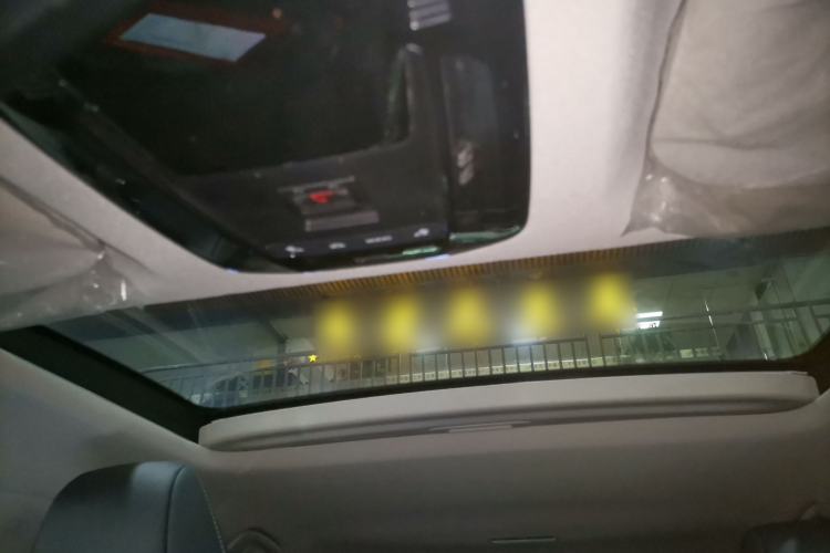 Used Toyota Venza 2023 2.0L CVT Two-Wheel Drive Prestige Version Headliner