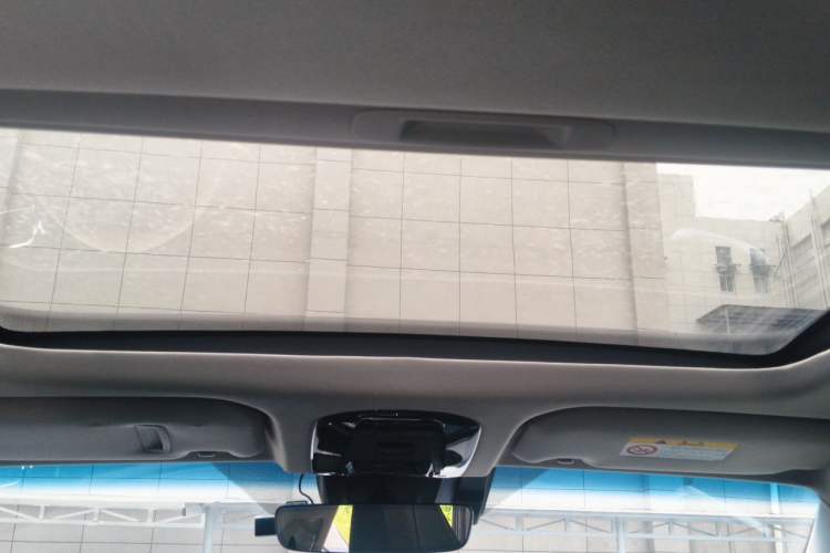 Used Toyota Venza 2023 2.0L CVT Two-Wheel Drive Prestige Version Headliner