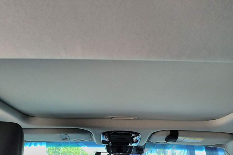 Used Toyota Venza 2023 2.0L CVT Two-Wheel Drive Luxury Edition Headliner