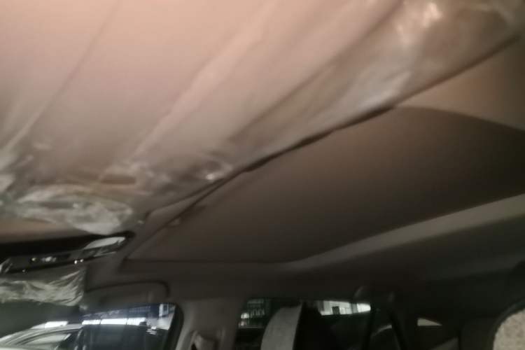 Used Toyota Venza 2023 2.0L CVT Two-Wheel Drive Luxury Edition Headliner