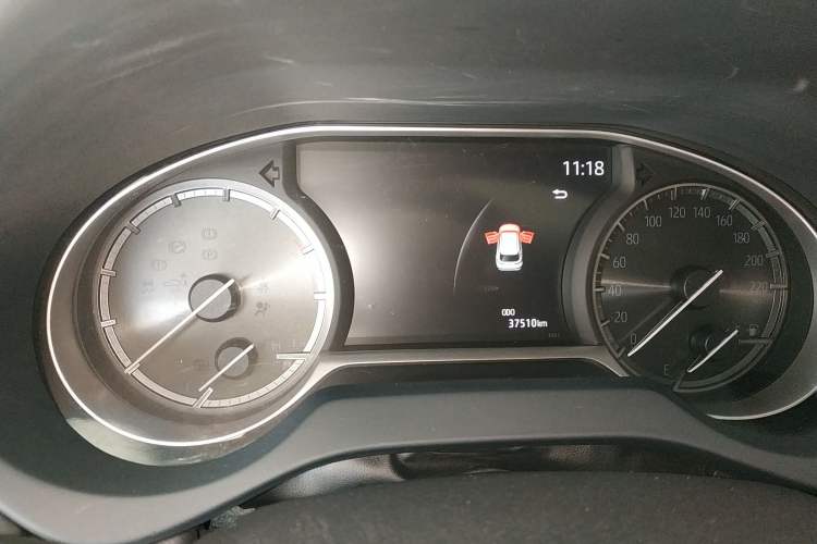 Used Toyota Venza 2023 2.0L CVT Two-Wheel Drive Luxury Edition Instrument Cluster