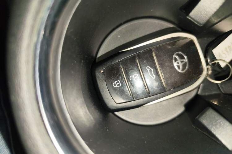 Used Toyota Venza 2023 2.0L CVT Two-Wheel Drive Prestige Version Interior 1