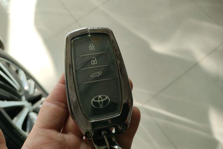 Used Toyota Venza 2023 2.0L CVT Two-Wheel Drive Prestige Version Interior 1