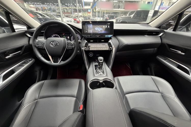 Used Toyota Venza 2023 2.0L CVT Two-Wheel Drive Luxury Edition Interior 1