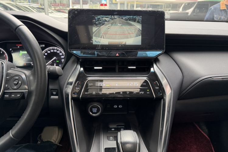 Used Toyota Venza 2023 2.0L CVT Two-Wheel Drive Luxury Edition Interior 10