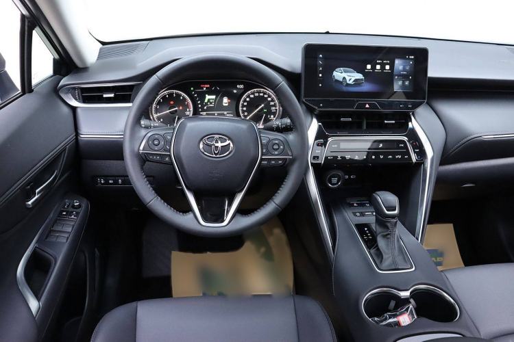 Used Toyota Venza 2023 2.0L CVT Two-Wheel Drive Luxury Edition Interior 3