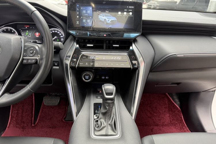 Used Toyota Venza 2023 2.0L CVT Two-Wheel Drive Luxury Edition Interior 5