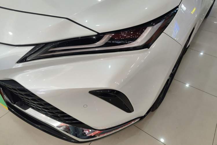 Used Toyota Venza 2023 2.0L CVT Two-Wheel Drive Prestige Version Left Front Headlight