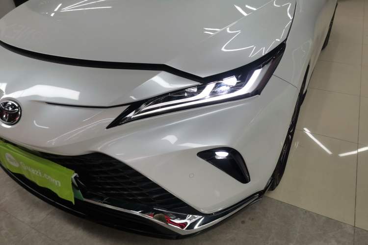 Used Toyota Venza 2023 2.0L CVT Two-Wheel Drive Prestige Version Left Front Headlight