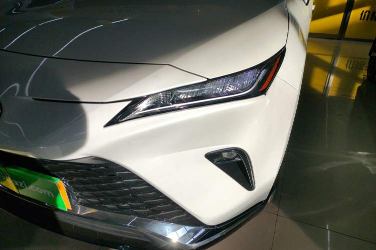 Used Toyota Venza 2023 2.0L CVT Two-Wheel Drive Luxury Edition Left Front Headlight