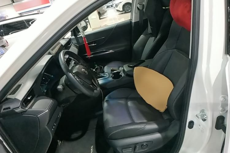 Used Toyota Venza 2023 2.0L CVT Two-Wheel Drive Prestige Version Left Front Seat