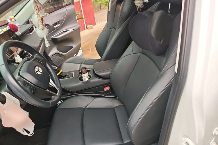 Used Toyota Venza 2023 2.0L CVT Two-Wheel Drive Luxury Edition Left Front Seat