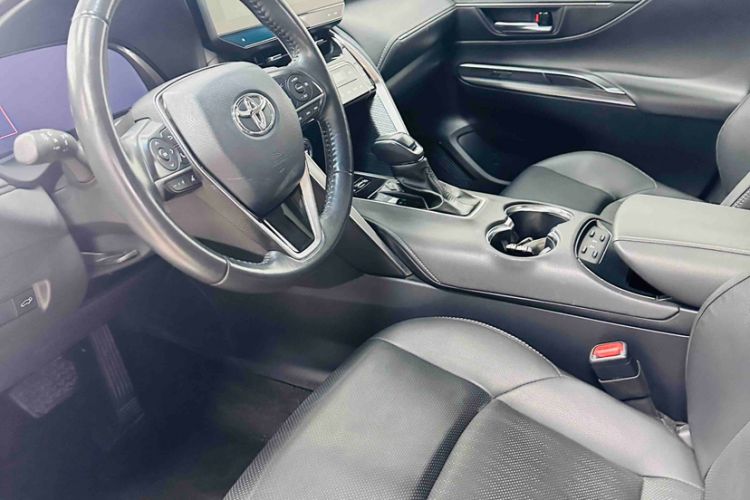 Used Toyota Venza 2023 2.0L CVT Two-Wheel Drive Prestige Version Left Front Seat
