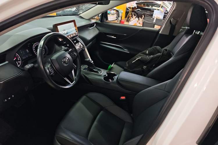 Used Toyota Venza 2023 2.0L CVT Two-Wheel Drive Luxury Edition Left Front Seat