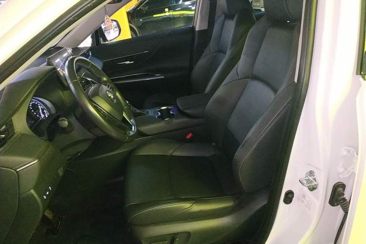 Used Toyota Venza 2023 2.0L CVT Two-Wheel Drive Luxury Edition Left Front Seat