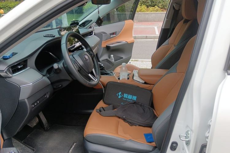 Used Toyota Venza 2023 2.0L CVT Two-Wheel Drive Prestige Version Left Front Seat