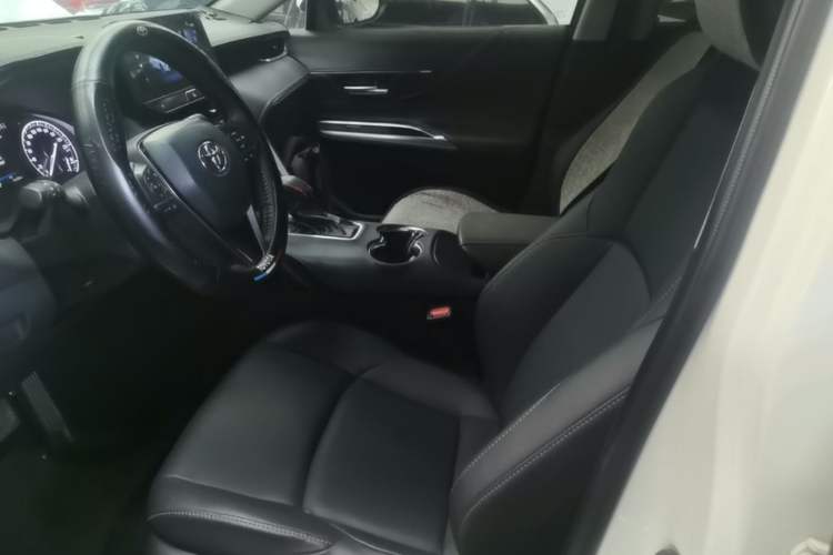 Used Toyota Venza 2023 2.0L CVT Two-Wheel Drive Luxury Edition Left Front Seat