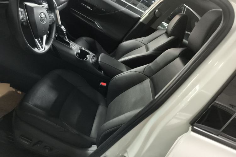 Used Toyota Venza 2023 2.0L CVT Two-Wheel Drive Prestige Version Left Front Seat
