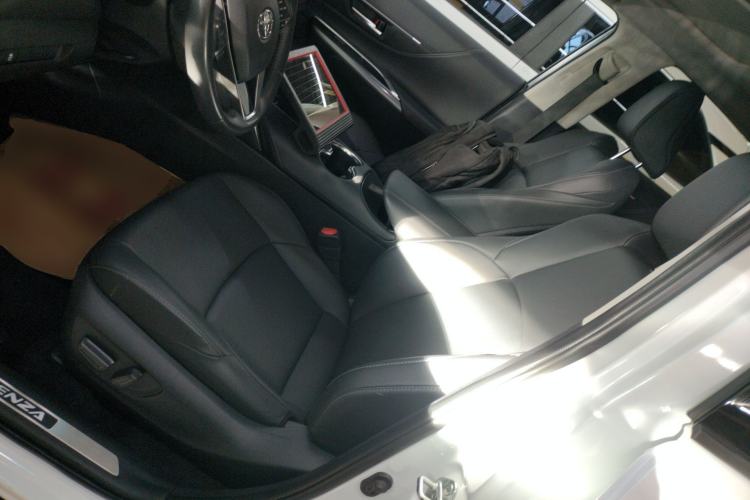 Used Toyota Venza 2023 2.0L CVT Two-Wheel Drive Luxury Edition Left Front Seat