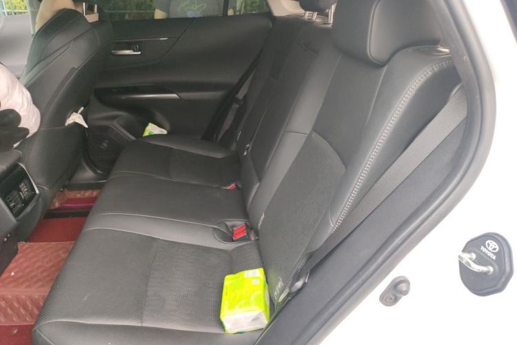 Used Toyota Venza 2023 2.0L CVT Two-Wheel Drive Prestige Version Left Rear Seat