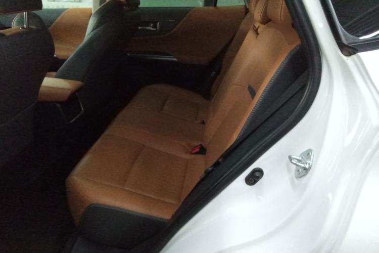 Used Toyota Venza 2023 2.0L CVT Two-Wheel Drive Prestige Version Left Rear Seat