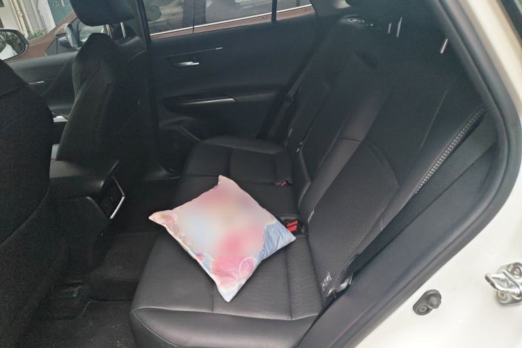 Used Toyota Venza 2023 2.0L CVT Two-Wheel Drive Prestige Version Left Rear Seat