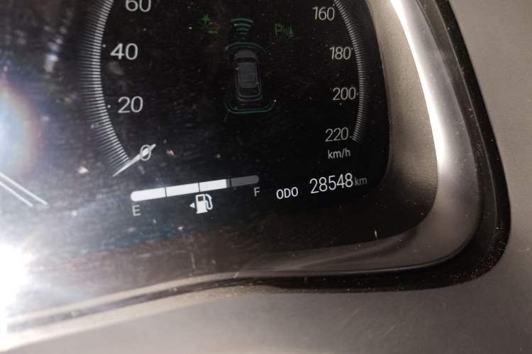 Used Toyota Venza 2023 2.0L CVT Two-Wheel Drive Prestige Version Odometer Close Up