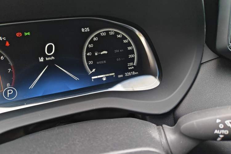 Used Toyota Venza 2023 2.0L CVT Two-Wheel Drive Prestige Version Odometer Close Up