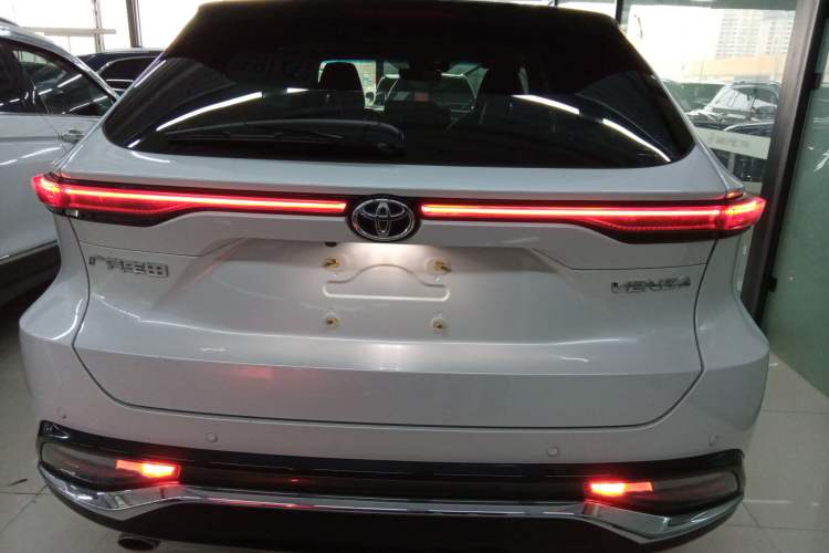 Used Toyota Venza 2023 2.0L CVT Two-Wheel Drive Prestige Version Rear