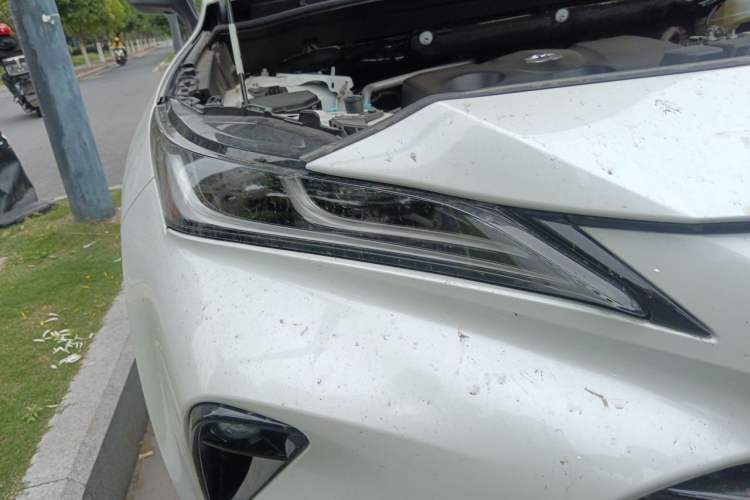 Used Toyota Venza 2023 2.0L CVT Two-Wheel Drive Prestige Version Right Front Headlight