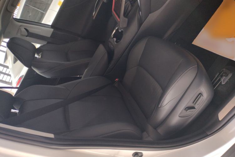 Used Toyota Venza 2023 2.0L CVT Two-Wheel Drive Prestige Version Right Front Seat